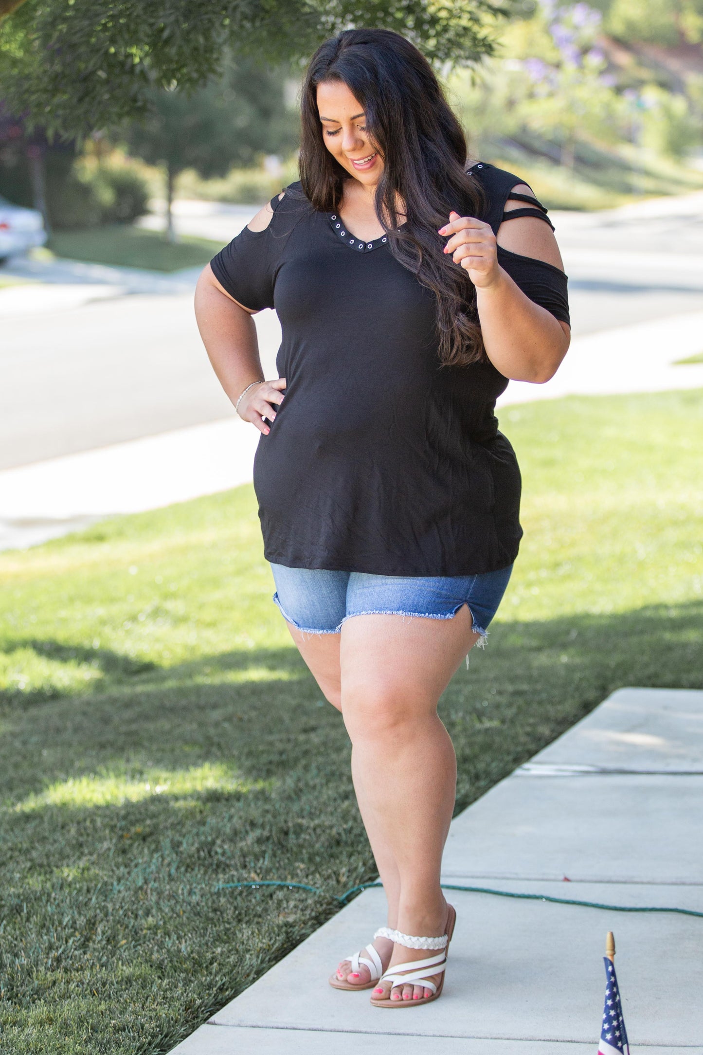 Striking Lattice Top in Black